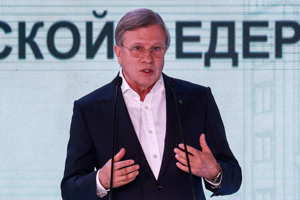 Савельев: Новый москвич будет работать на электродвигателе