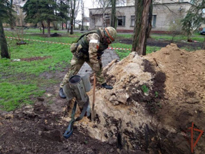 Росгвардия уничтожила четыре неразорвавшиеся ракеты РСЗО "Ураган" в Харьковской области