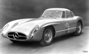Проданный на аукционе Mercedes стал самым дорогим автомобилем в мире