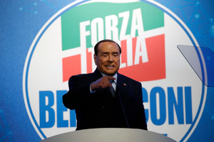 Берлускони: Европа должна убедить Украину принять требования России