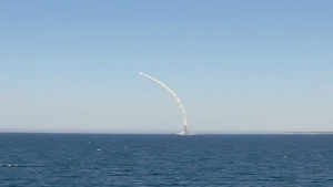 Точный удар: Минобороны показало видео пуска ракеты "Калибр" по объектам ВСУ с фрегата в Чёрном море