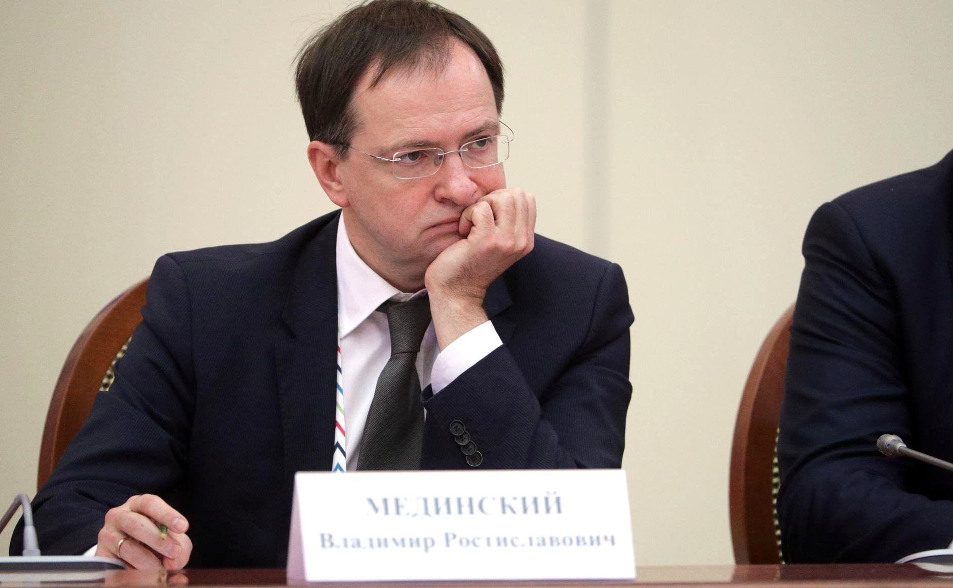 Мединский назвал заморозку переговоров с Россией инициативой Украины