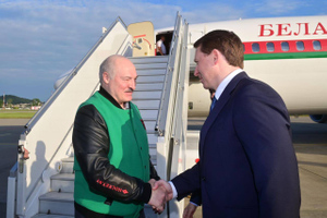 Лукашенко прилетел в Сочи для встречи с Путиным