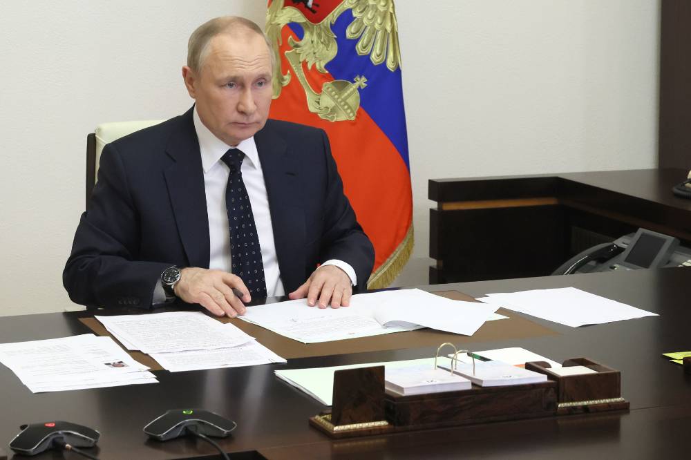 Путин: Переход РФ к расчётам в нацвалютах способствует укреплению рубля