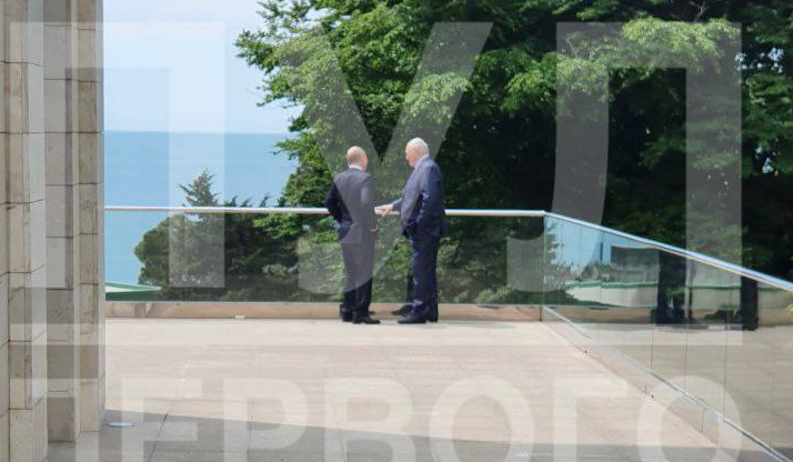 Президент РФ Владимир Путин и глава Белоруссии Александр Лукашенко. Фото © Telegram / Пул Первого