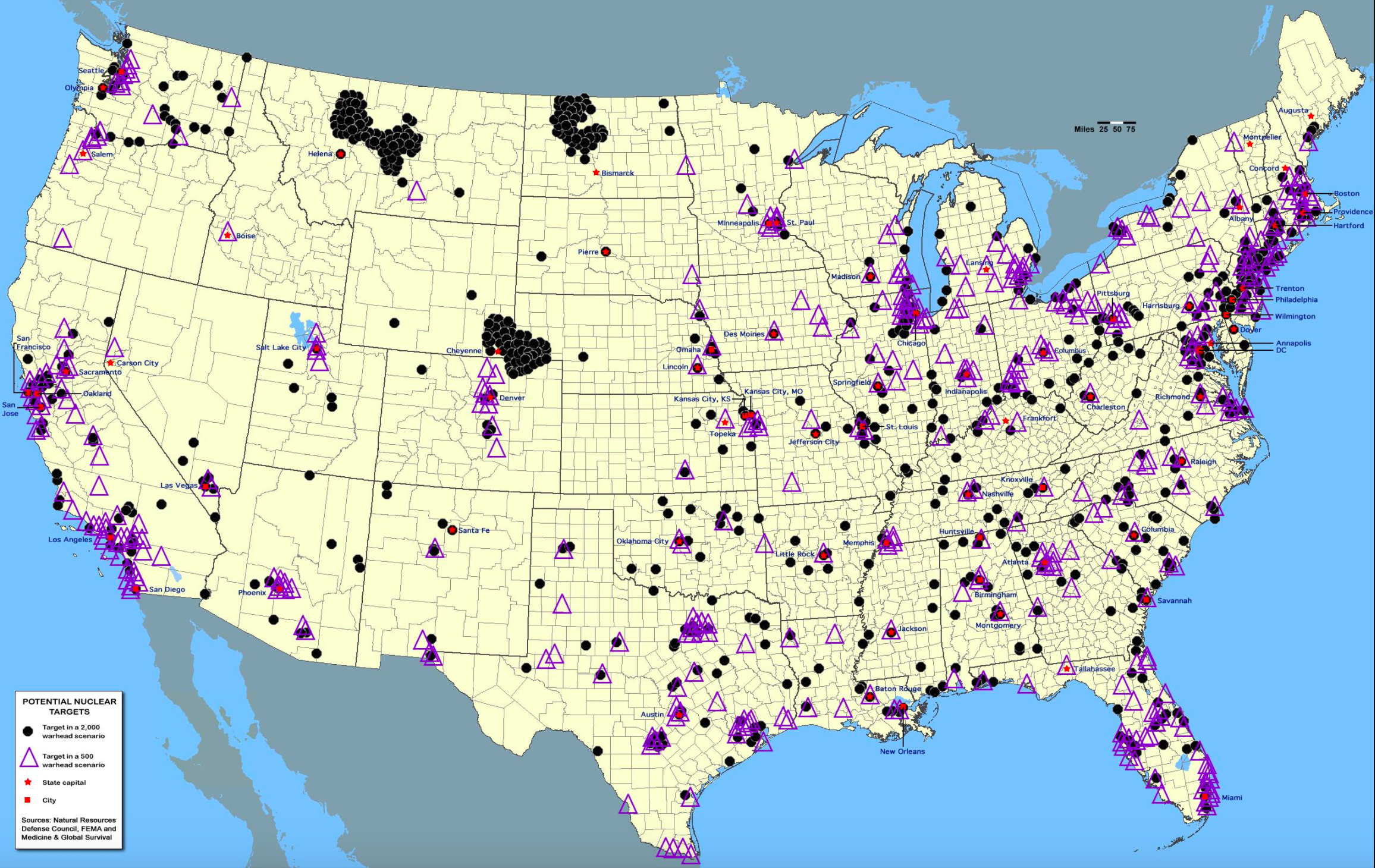 Карта ядерного удара по территории США. Треугольником обозначен "ограниченный ядерный удар" при сценарии с уничтожением военных объектов.  Инфографика © Reddit 