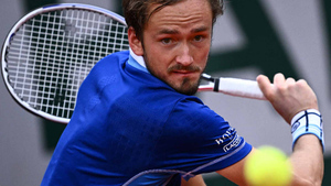 Лёгкая победа: Теннисист Медведев вышел во второй круг "Ролан Гаррос"