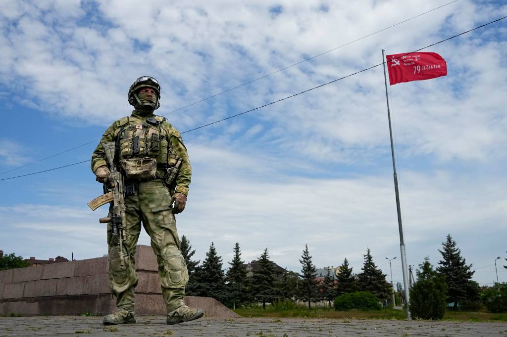 null: Херсонская область полностью перейдёт на российскую сотовую связь