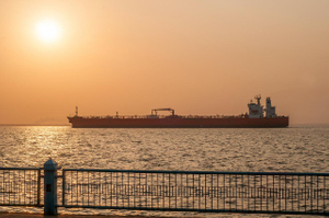 Bloomberg: ОАЭ впервые за два года направили в Европу танкер с нефтью