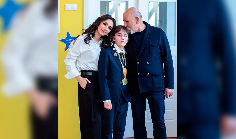 Сын певицы Зары Максим окончил начальную школу. Фото © Instagram (запрещён на территории Российской Федерации) / zara_music