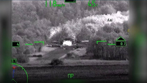 Минобороны опубликовало видео работы экипажей вертолётов Ка-52 на Украине