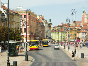 В ряде польских городов отменяют бесплатный проезд для украинских беженцев
