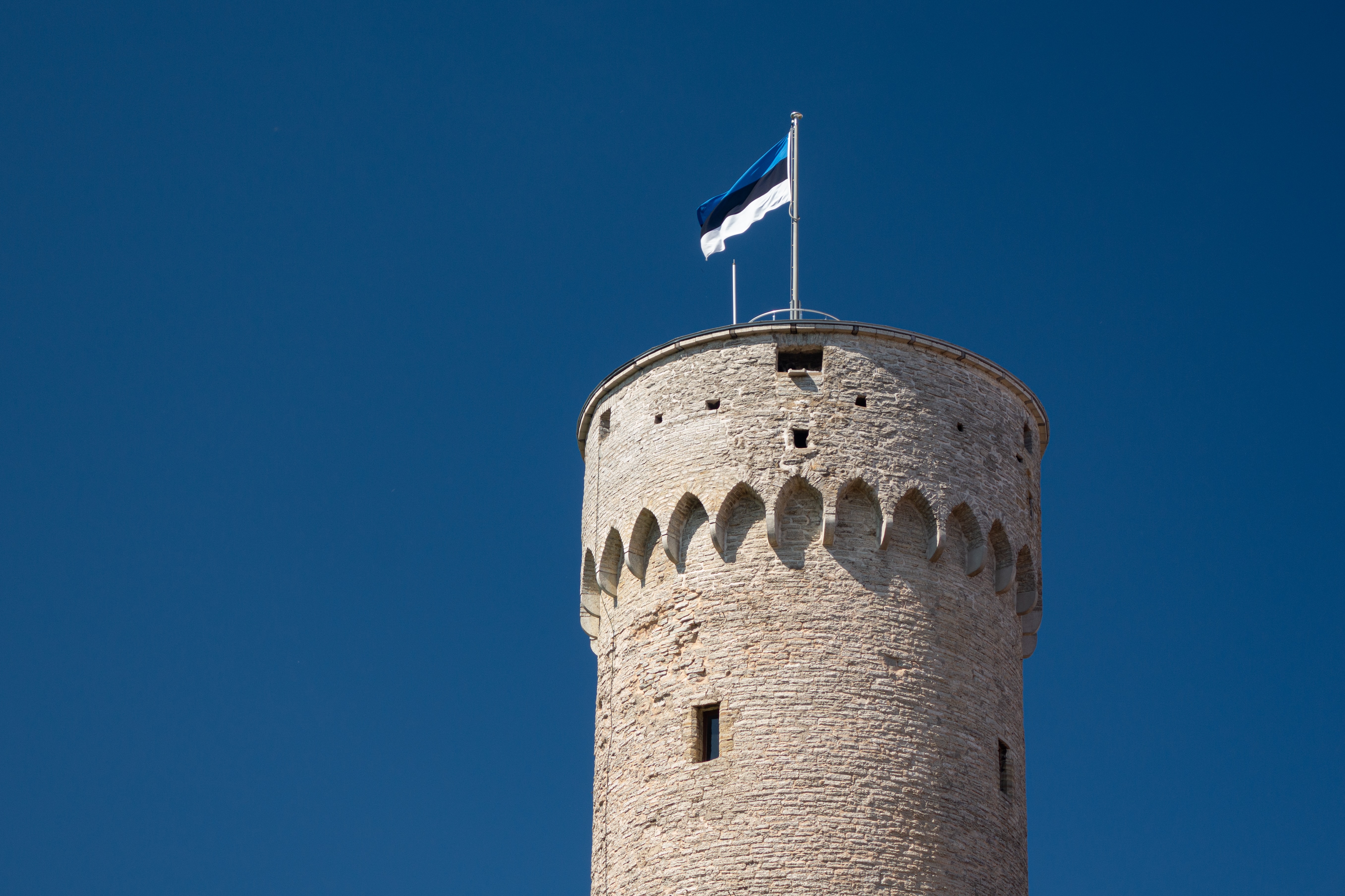 Парламент Эстонии не стал отзывать подпись под договором о границах с Россией