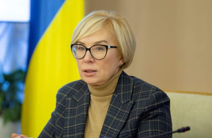 Денисова намерена в суде обжаловать увольнение с поста омбудсмена Украины