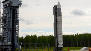 Шойгу объявил сроки испытаний модернизированной ракеты-носителя "Рокот"
