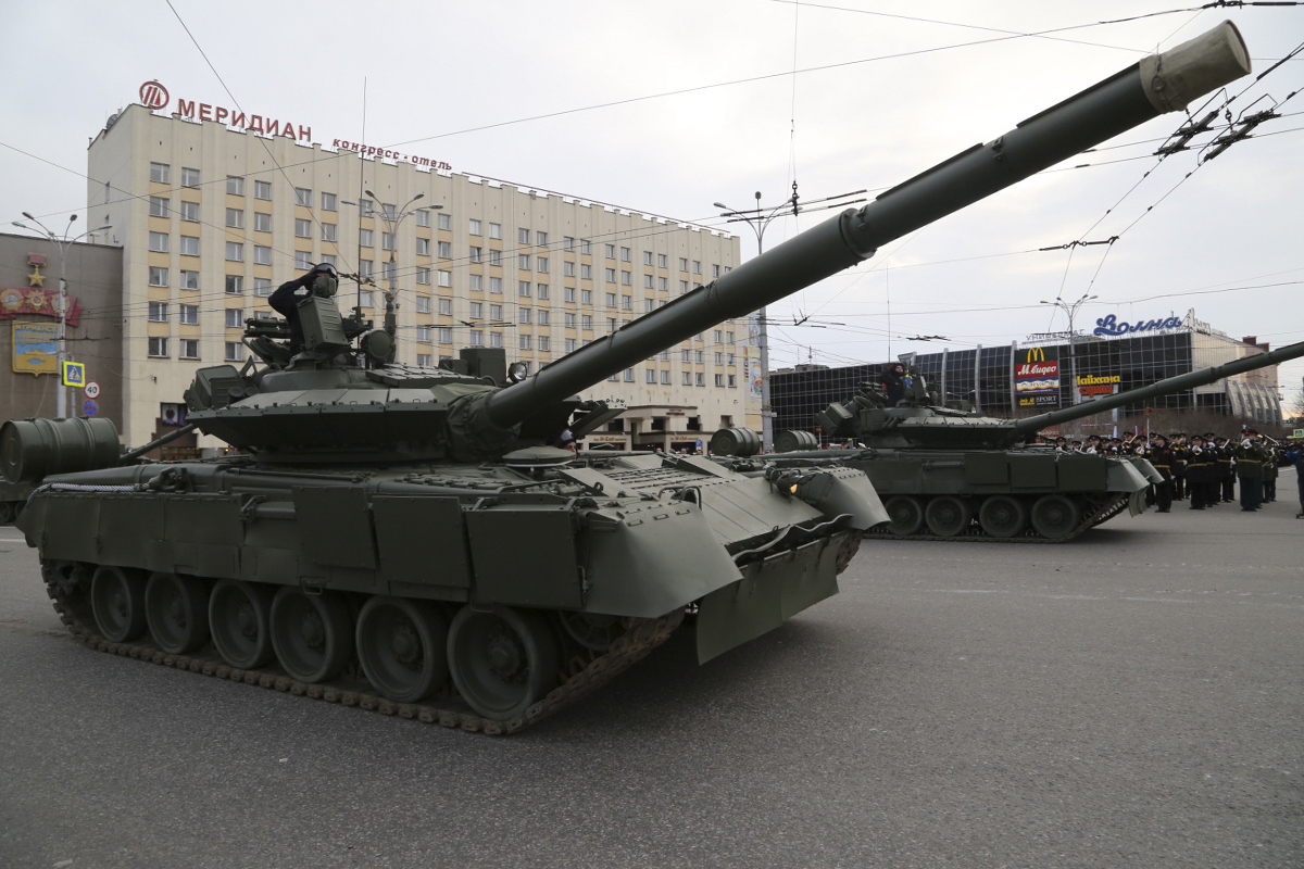 Танк Т-80БВМ. Фото © Wikipedia