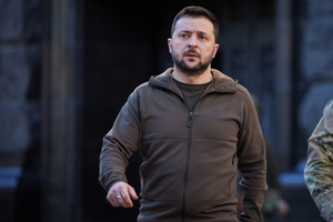 Зеленский призвал продлить военное положение на Украине на 90 дней