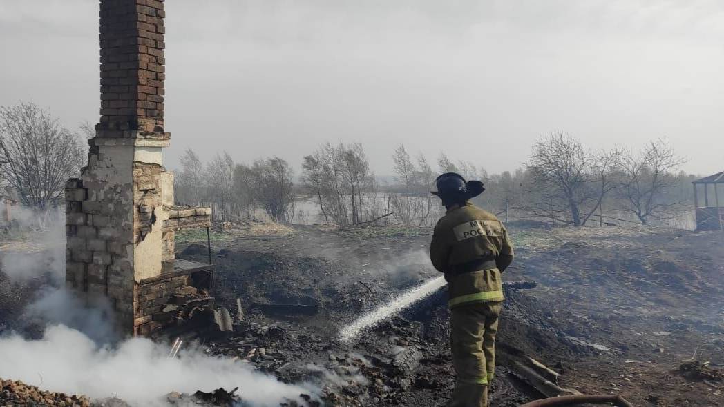 В результате пожаров в Красноярском крае пострадало более 480 строений
