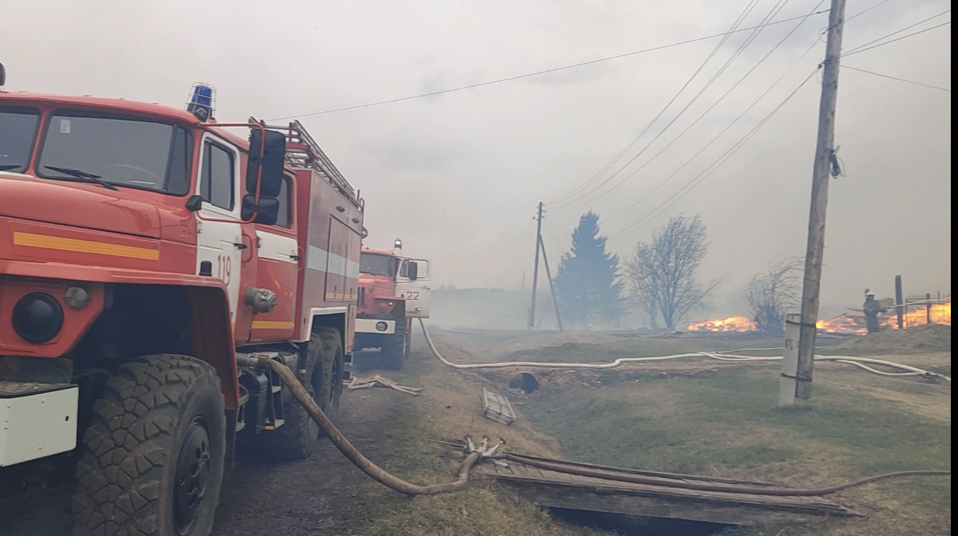 В Красноярском крае от пожаров материально пострадали более 1,2 тысячи человек