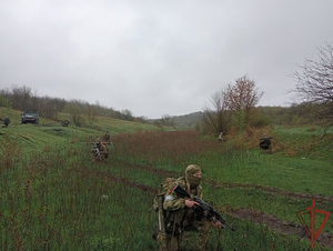 Росгвардия обнаружила крупный схрон боеприпасов ВСУ под Луганском и задержала националиста