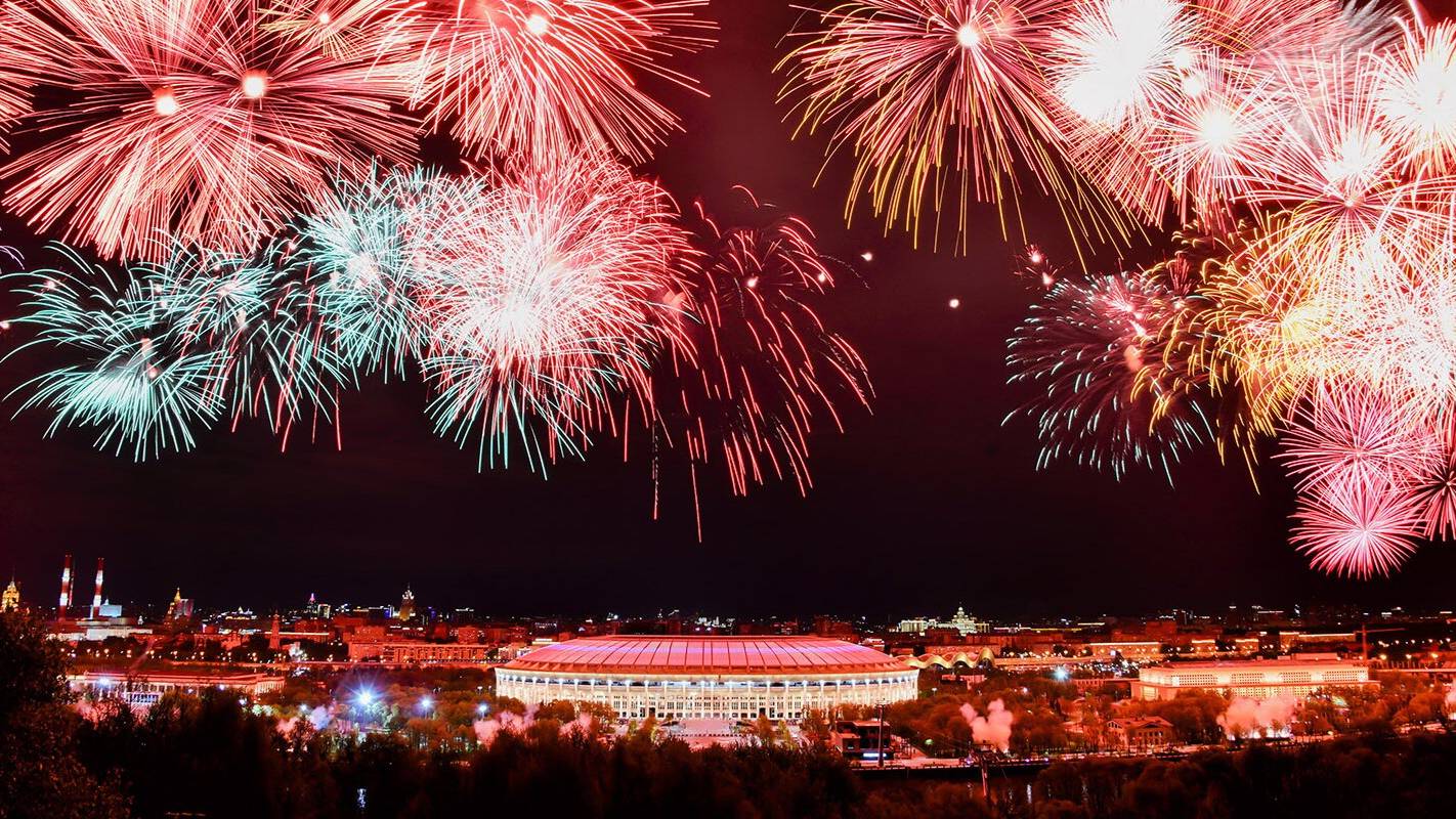 Салюты в честь 9 Мая в Москве запустят на 36 площадках