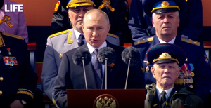 Сенатор Долгов назвал речью победителя выступление Путина на Параде Победы