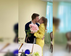 Протасевич расстался с находящейся в тюрьме Сапегой и женился на другой девушке