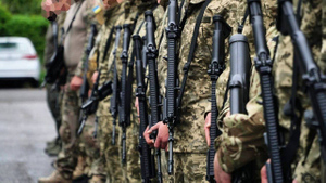 Мастера пыток и убийств: Для чего на Украине собрали новый нацистский батальон "Азов" и кто им командует