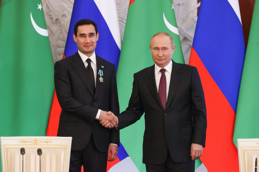 <p>Президент РФ Владимир Путин и президент Туркмении Сердар Бердымухамедов. © ТАСС / Карпухин Сергей</p>