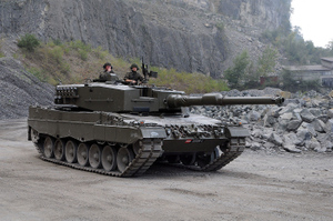 Германия нарушила планы Испании о поставке танков Leopard 2A4 на Украину