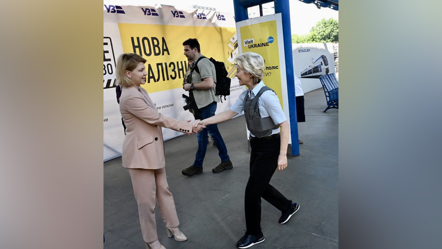 Глава Еврокомиссии Урсула фон дер Ляйен прибыла на Украину. Фото © Twitter / Ursula von der Leyen