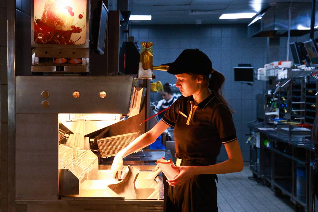 Новый владелец McDonalds решил открывать до 80 ресторанов в неделю