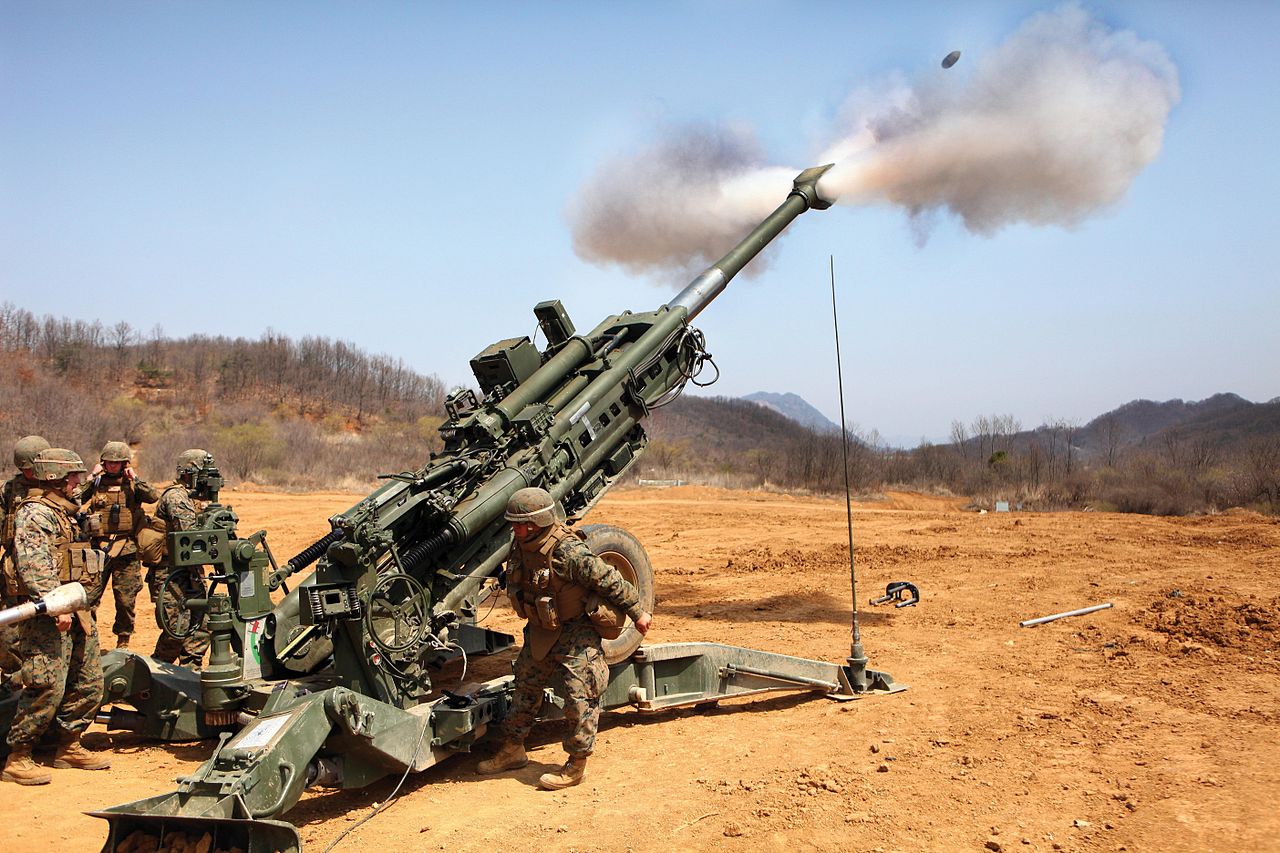 M777A2 на стрельбах в Паджу, Республика Корея. 2013 год. Фото © Wikipedia