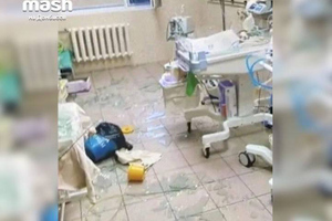 Сотрудник роддома в Донецке при обстреле остался в палате, чтобы не бросать младенца под ИВЛ