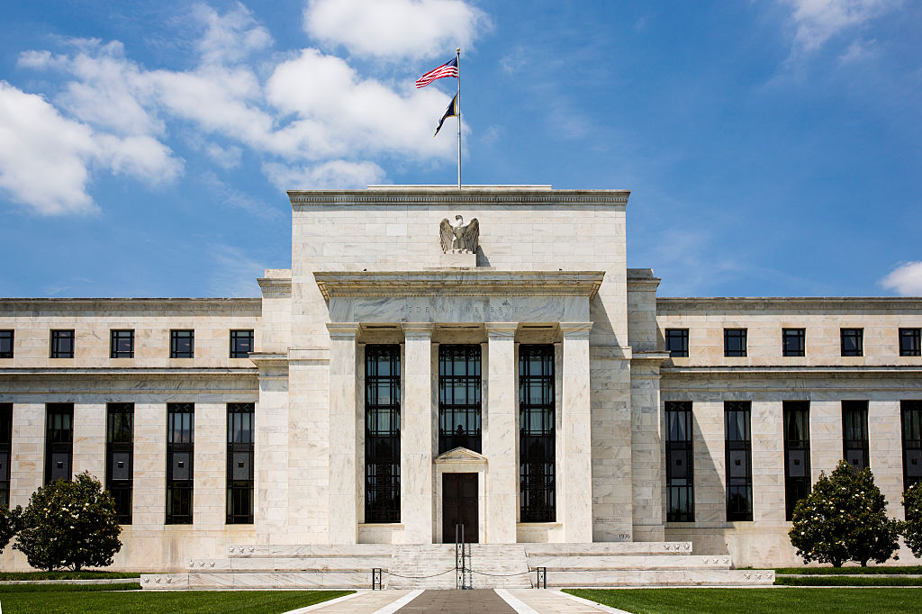 ФРС США подняла базовую ставку до 1,5–1,75% годовых впервые с 1994 года