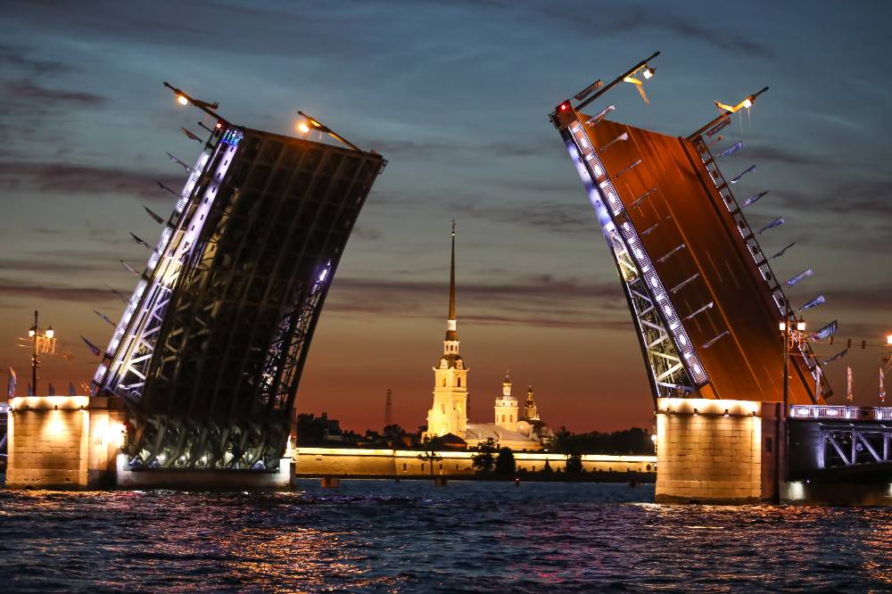 В выходные Дворцовый мост разведут под музыку регионов северо-запада России