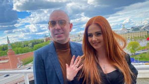Бывшая солистка "Тату" Лена Катина вышла замуж за больного раком миллионера Спиридонова