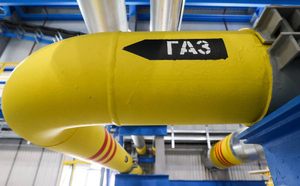 Песков: "Газпром" не препятствует поставкам газа в Европу, проблема с турбинами