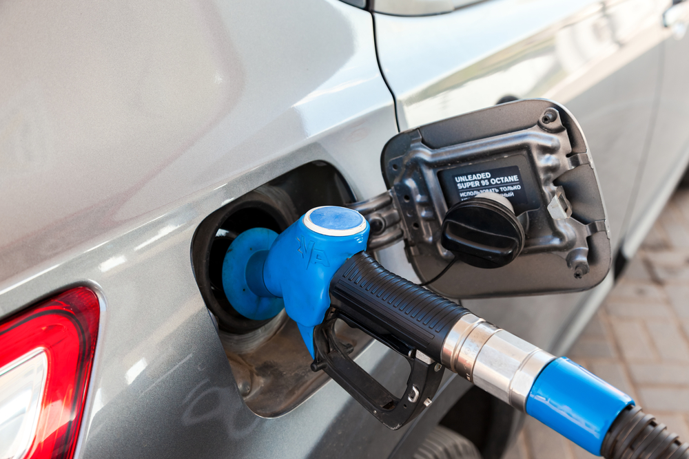 К 1 июля изменятся темпы снижения цен на бензин: На чём основан такой прогноз и сколько будет стоить топливо