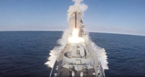 Минобороны РФ показало видео применения крылатых ракет "Калибр" в Чёрном море