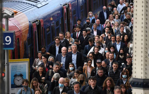 Bloomberg: Британию может ждать "транспортный хаос" из-за забастовок
