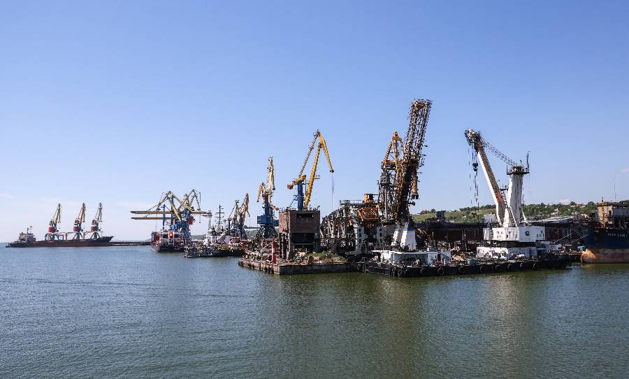 Порт Мариуполя. Фото © ТАСС / Владимир Гердо