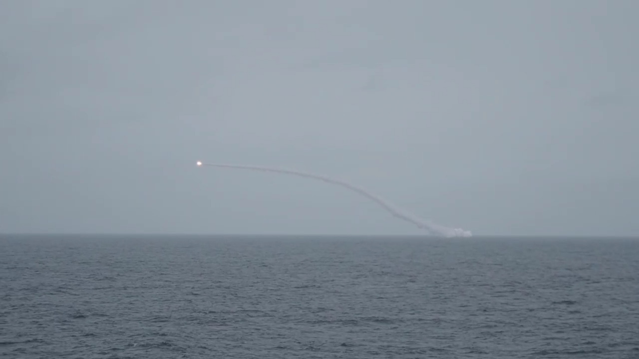 "Успешно": Атомные подлодки запустили крылатые ракеты в Баренцевом море