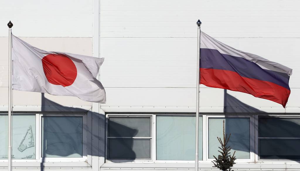 В Японии зафиксировали "нулевую температуру" в отношениях с Москвой