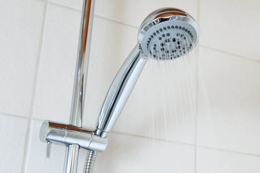 Вице-канцлер ФРГ Хабек признался, что стал меньше принимать душ из-за экономии энергии