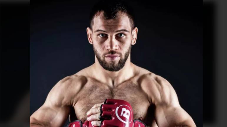 Токов отправил американца в технический нокаут на Bellator