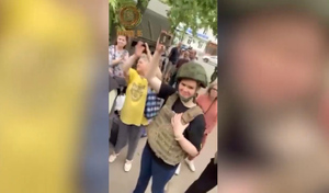 "Именно сейчас они спасены": Кадыров показал счастливые лица освобождённых с "Азота" мирных жителей