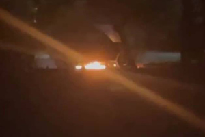В Новой Каховке подожгли машину сотрудницы военно-гражданской администрации