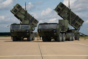 Белый дом подтвердил планы поставить ВСУ системы ПВО средней и большой дальности