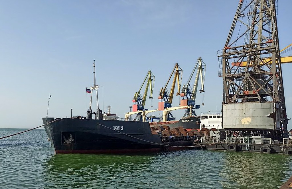 В Ростов-на-Дону прибыло первое судно с металлопродукцией из Мариуполя